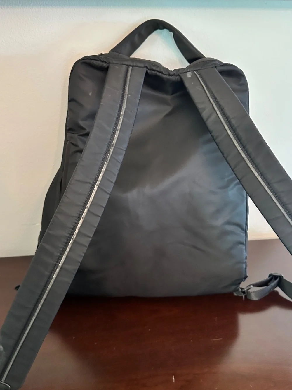 Lululemon Backpack Black On Black Shoulder Straps Zip Close Mesh Compartments